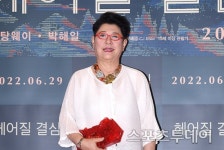 양희은, 각막이식 수술 후 