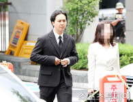 [ST포토] 송민호, 병역법 위반 증인 참석