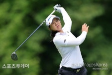 8타 줄인 김세영, LPGA 투어 FM 챔피언십 1R 단독 선두