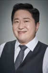 정형돈, '결이 다른 전쟁사' MC 발탁…10월 첫방