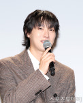 [ST포토] 우즈, 이승철 40주년 헌정곡 공개 합니다