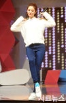[시크포토]오렌지캬라멜 나나, 니트에 진만 걸쳐도 완벽한 몸매