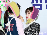 [시크포토]장도연, 꼼꼼하게 챙겨주는 모습