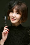 트로트 가수 윤수현, 최진희가 부른 ‘뒤늦은 후회’ 리메이크 곡 공개 