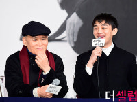 [더셀럽포토]도올 김용옥-유아인, 도올아인 오방간다 케미 돋는 브로맨스 