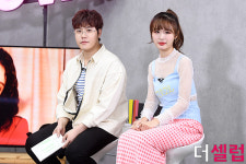 [더셀럽포토]이현-네이처 루 이 조합 칭찬해