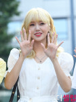 [더셀럽포토]오마이걸 미미, 매력 넘치는 손인사