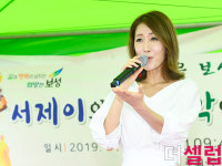 [더셀럽포토]서제이, 감동 전하는 무대