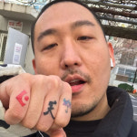 플렉스 뜻 무엇? 래퍼 염따의 유행어…사치스러움 표현에 사용