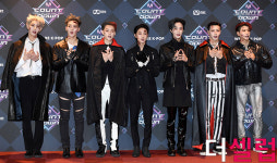 [더셀럽포토]브이에이브이, '저희 무대 기대하세요'