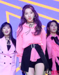 [더셀럽포토]드림노트 유아이 모방불가 분위기