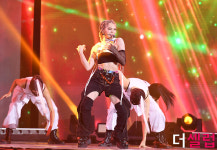 [소리바다 어워즈 B] 알렉사 “블루카펫 의상 콘셉트, 할리우드 스타일”