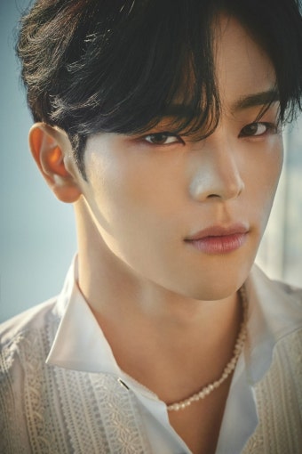 前 스트레이키즈 김우진, 성추행 루머 유포자 고소 