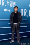'Dr.브레인' 김지운 감독 "첫 드라마, 데뷔하는 마음으로 임해"