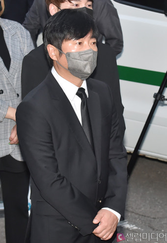 [셀럽포토]슬픔에 빠진 이수근