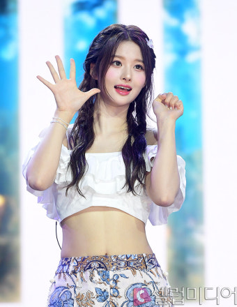 엔믹스 설윤 