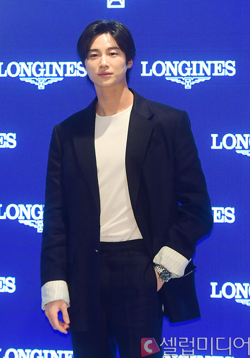 변우석, LG생활건강 유시몰 모델 선정 화보 공개