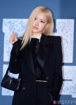 로제, 테디와 손잡을까…더블랙레이블 측 논의 중[공식]