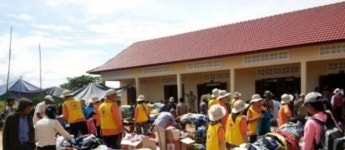 주식회사 세린 안세득 대표, 아프리카에 헌 옷 1천여점 기증