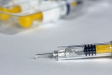 독감주사  슬슬 맞아야 할 시기…  두드러기 날 경우  전문의 찾자