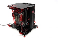 서린씨앤아이, PC 튜닝 제조 브랜드 MEG-CUSTOM와 독점 유통 계약 체결