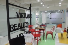"VR PC방 시장 키우겠다" 주연YJM, VR CAFE 'VRIZ 잠실새내점' 오픈