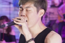 온스테이지 라이브, R&B 및 힙합 라이브 공연 진행