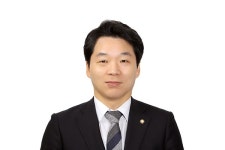 근로소득 상위 3% 이내 노동자 주 52시간 근로제 적용 제외 더불어민주당 김병관 의원, 한국형 화이트칼라 이그젬션 법안 발의