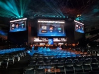 팀 창단 후 첫 롤드컵 결승 진출 앞둔 WBG와 BLG 부산 사직 실내체육관에서 격돌