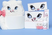 피피비스튜디오스 하파크리스틴, 디즈니 협업 캣티튜드 주력 컬러 완판