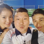 우리 동네 예체능 이시영, 강호동-최정원과 훈훈한 한 컷 호동, 시영 사이좋아요