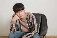주식회사 워커홀릭엔터테인먼트 | [인터뷰 ②] 진영 "'구르미' 하면서 완성한 곡 9개…워커홀릭 같아"