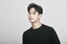 [인터뷰] 김수현, 당신이 조금 더 영리했으면 좋겠다