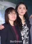 [BZ포토] 신수원-문근영, 다정하게~