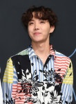 [BZ포토] 방탄소년단 제이홉, 뽀글뽀글 펌헤어