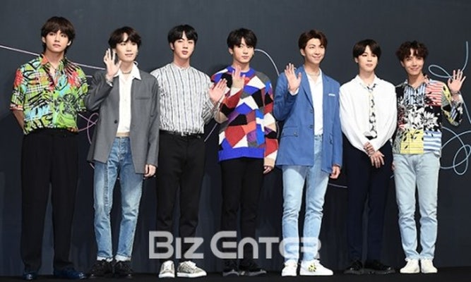 방탄소년단, ‘금의환향’ 이어 다음 목표는 ‘빌보드200 1위’(종합) | 포토뉴스