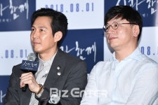 [BZ포토] 이정재-김용화, 질문을 기다려요