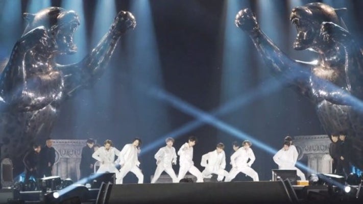 '본격연예 한밤' 방탄소년단, 사우디아라비아 콘서트 현장 스케치 | 포토뉴스