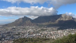 걸어서 세계속으로 나미비아ㆍ탄자니아ㆍ남아프리카공화국 테이블마운틴ㆍ짐바브웨ㆍ마다가스카르 바오바브나무 속으로