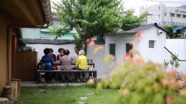 김영철의 동네 한 바퀴 김해 경전철 타고 봉리단길ㆍ정미소피자집ㆍ낙곱새전골ㆍ가죽나물부각ㆍ화포천 습지 생태공원 등 소개