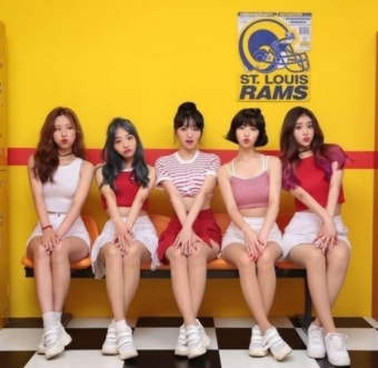 걸그룹 옐로비 해체 둘러싼 진실공방…소속사 