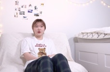 수현 나이 23세, 자동차 극장서 치킨 먹방 “난 어른이라고”