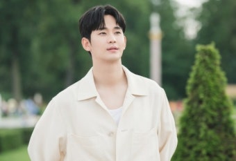 '눈물의 여왕' 김수현, 김지원과 완벽 호흡…스윗 매력 대방출