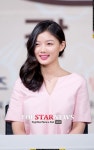 [HD스토리] 김유정, 3김 시대 중 으뜸 가는 ‘비주얼 미녀’…‘유정아 하트해’