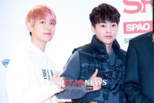 백현알뜰매장 | [UHD포토] 엑소(EXO) 백현-시우민, ‘훈훈함이 진동하는 스파오 매장’ (이랜드 스파오 엑소 팬사인회)
