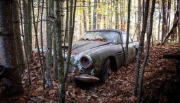 녹슬어 보이는 이 고물차의 몸값