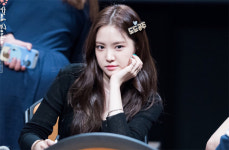 [근황] ‘뉴페이스’ 에이핑크(Apink) 손나은, ‘찍덕’들의 고퀄리티 사진에 감사 인사