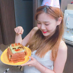 [근황] 오마이걸(OH MY GIRL) 효정, ‘빵 많이 먹고 쑥쑥 커서 180이 될 효리다’