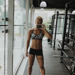 [근황] 송가연, 선명한 식스팩 복근 눈길…‘군더더기 없는 완벽 몸매’