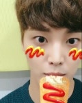 [근황] ‘황금빛 내인생’ 이태환, 연휴엔 귀여운 핫도그 먹방